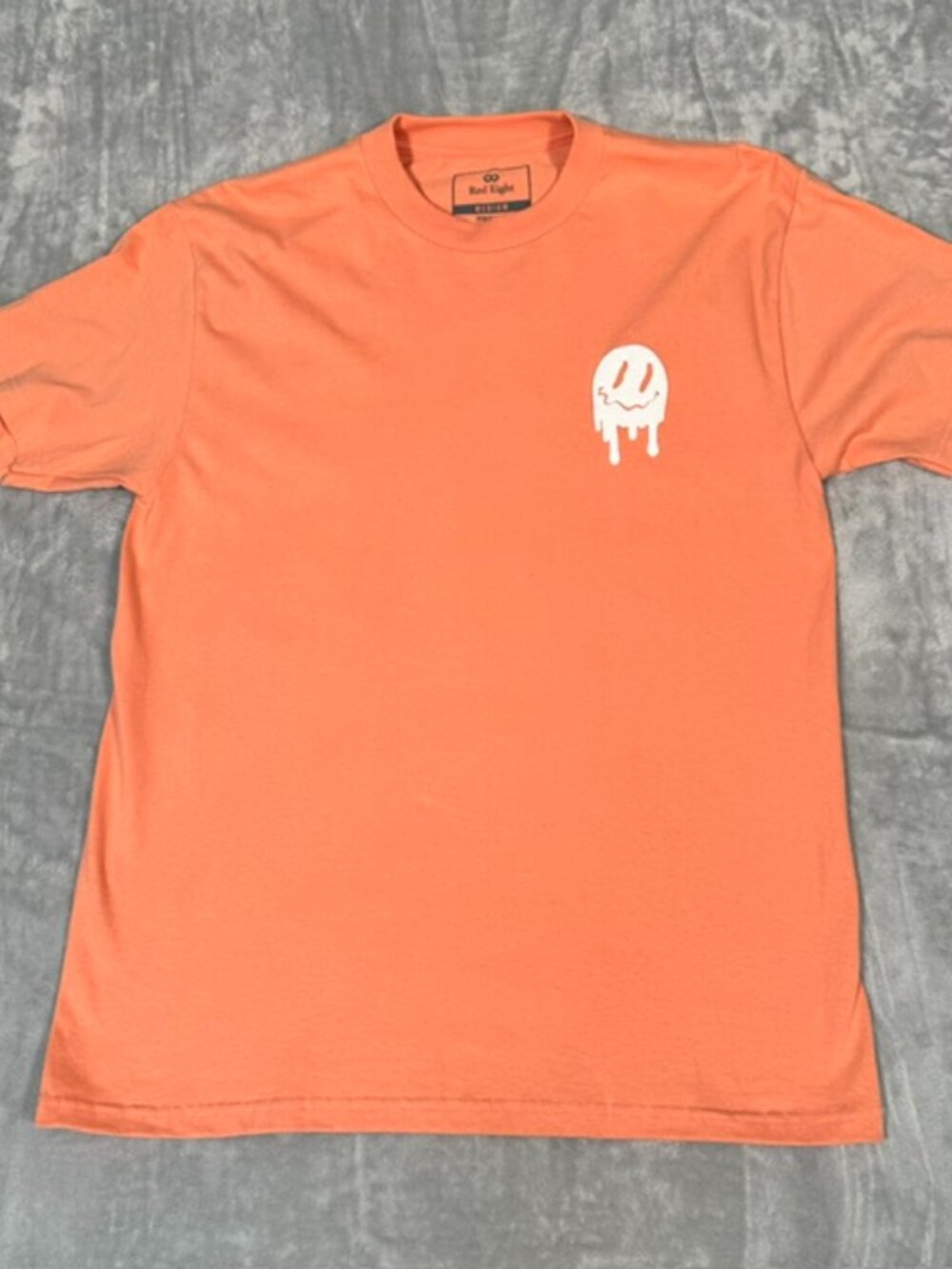 Red Eight Men's Melting Smiley Graphic Tee Peach Orange NWT M